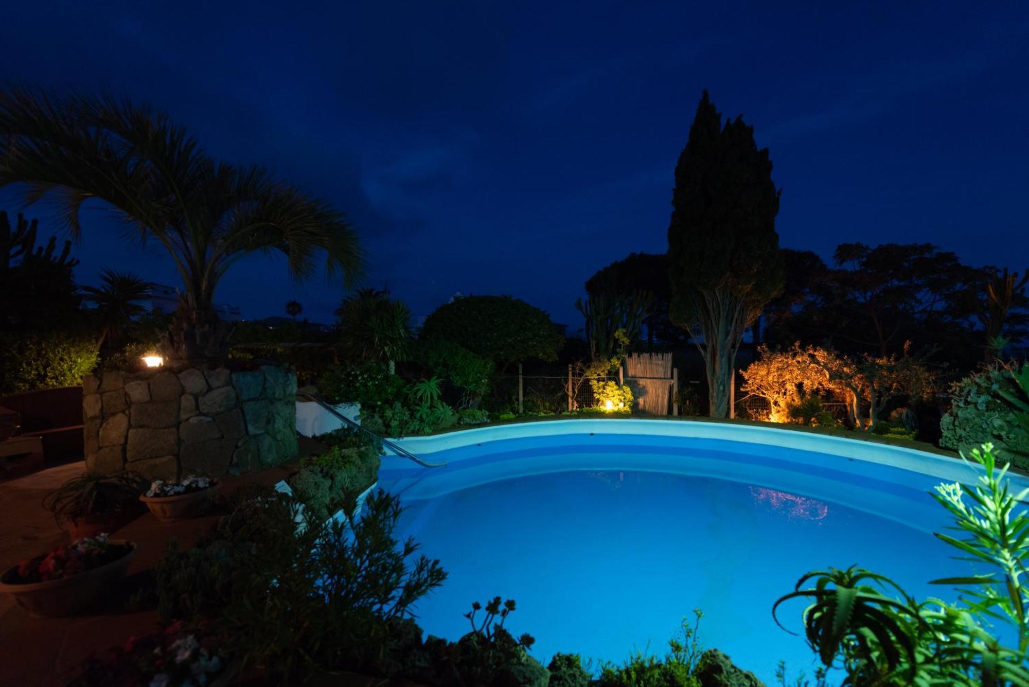 Hotel Villa Sirena Sant'Angelo  エクステリア 写真