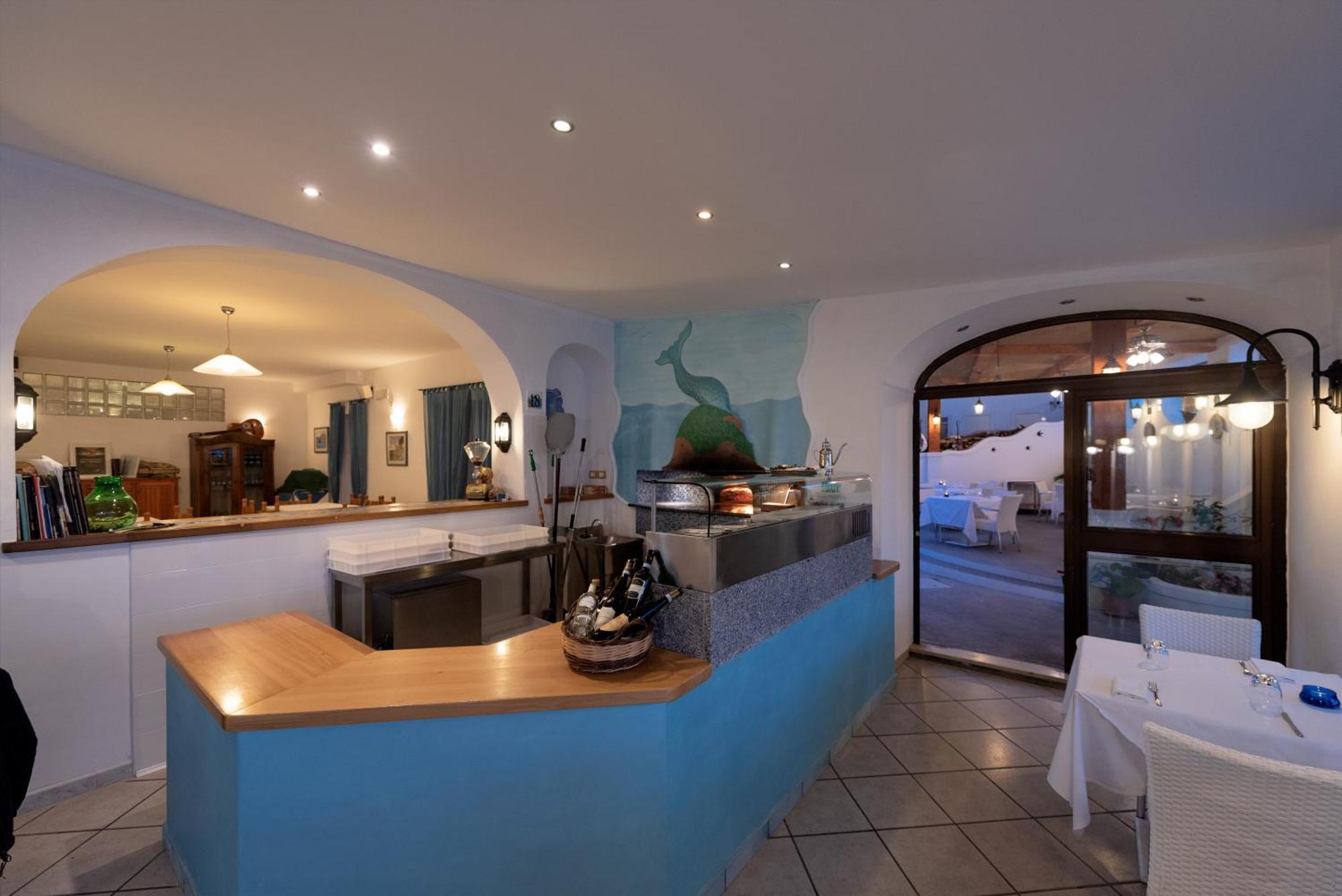 Hotel Villa Sirena Sant'Angelo  エクステリア 写真
