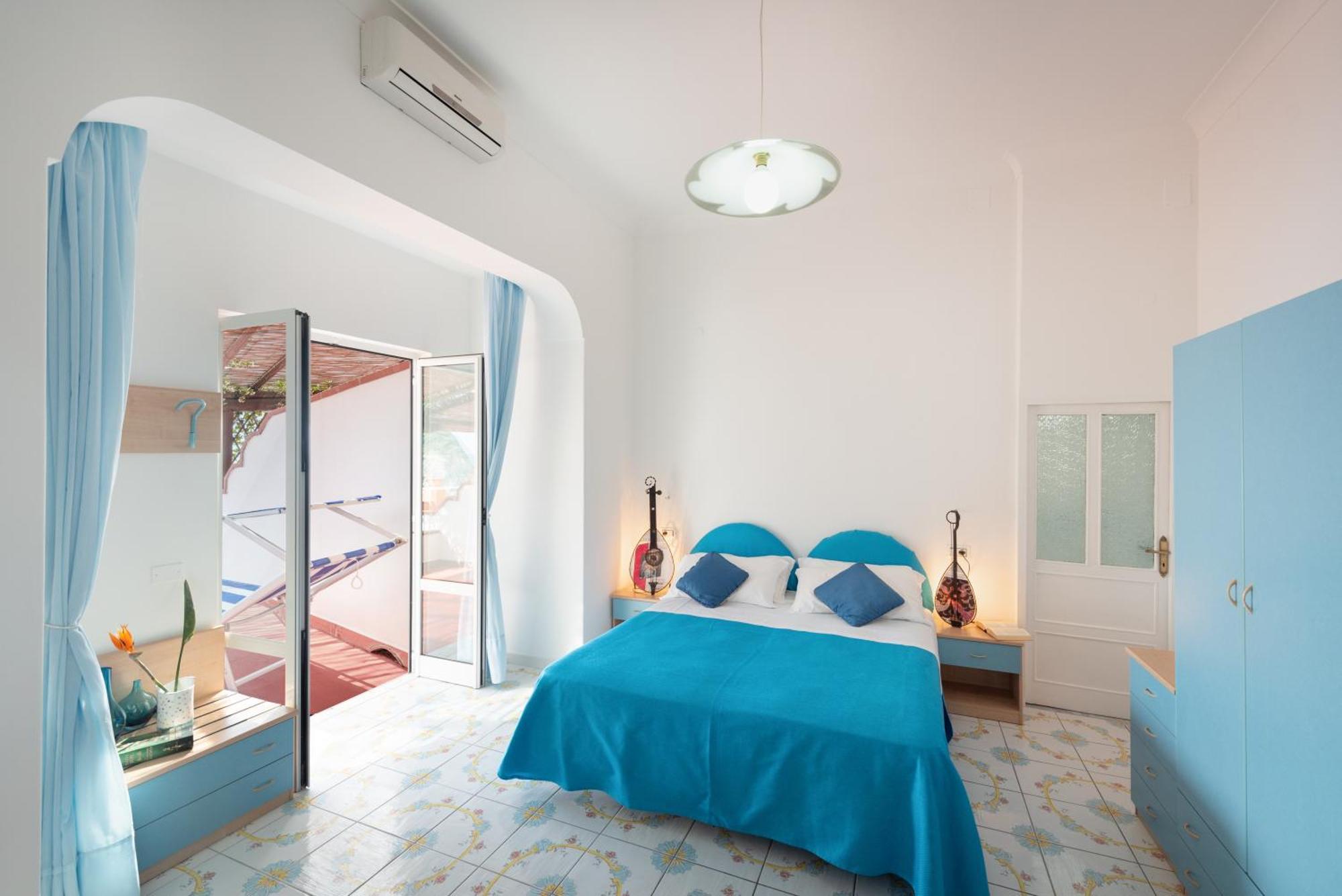 Hotel Villa Sirena Sant'Angelo  エクステリア 写真