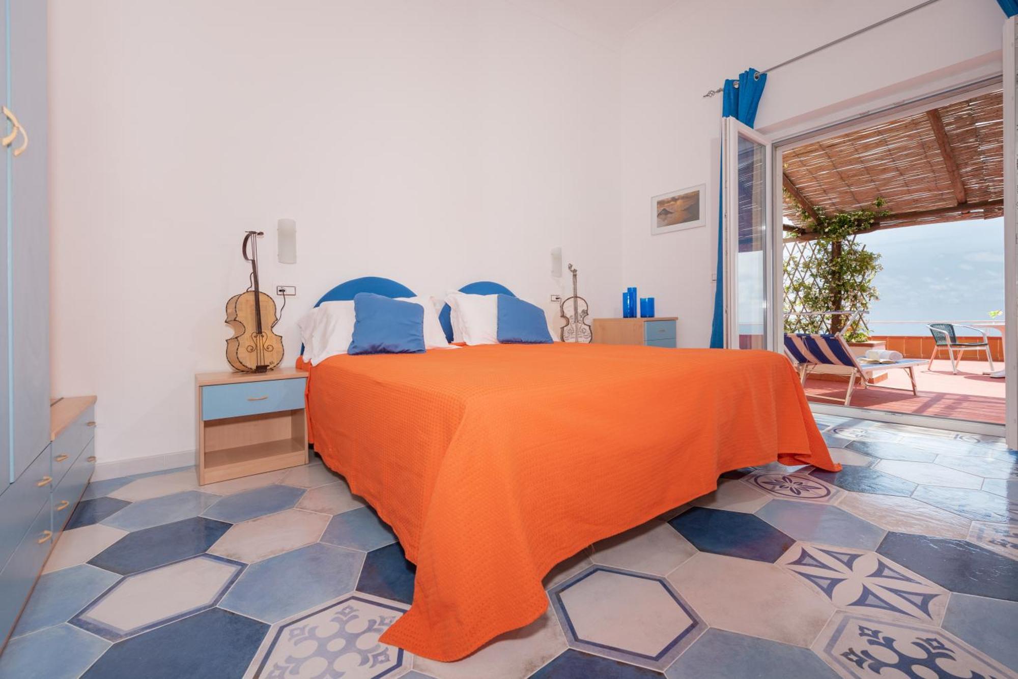 Hotel Villa Sirena Sant'Angelo  エクステリア 写真